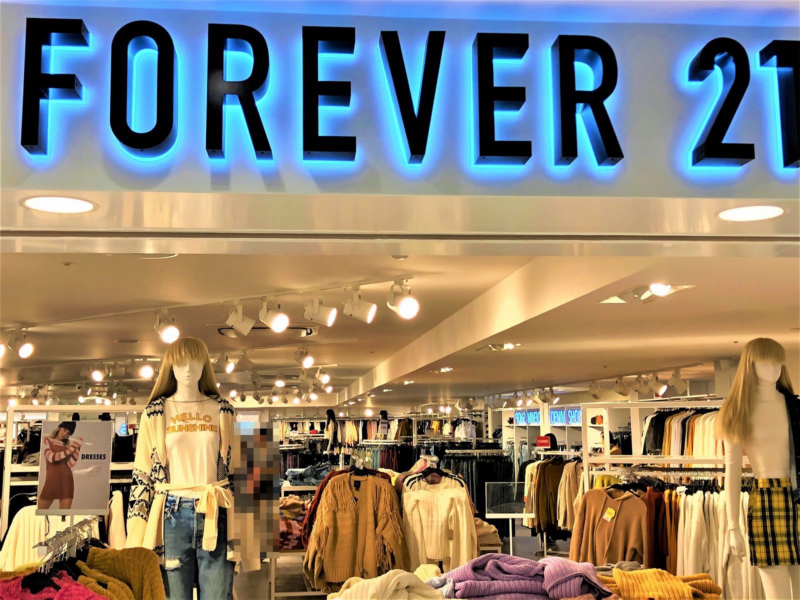 フォーエバー 21 Forever 21 が10月末をもって日本市場から撤退 国内の全14店舗を閉店へ フォーエバー21 閉店情報 ファストファッション 東灘ジャーナル