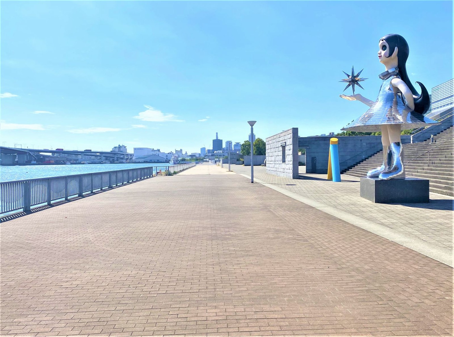 HAT神戸なぎさ公園に、2021年夏に設置されたクマとアートな彫刻作品の観覧を楽しんでみた! HAT神戸 神戸散策 HAT神戸なぎさ公園