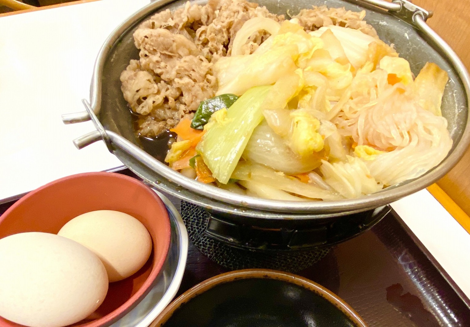 寒い冬はすき家さんの「牛すき鍋」肉2倍盛でたっぷりあったまってみた! #すき家 #牛すき鍋 #東灘区 | 東灘ジャーナル